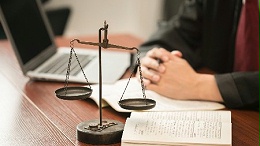 最高人民法院关于修改《最高人民法院关于审理涉及计算机网络著作权纠纷案件适用法律若干问题的解释》的决定（二）